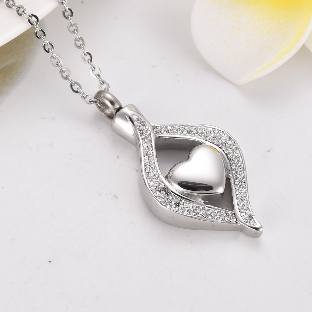 This is really a stunning necklace that any women would love to have as ...